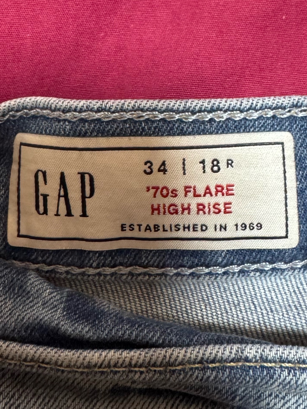 GAP 70’s FLARE high rise distressed jeans Size 18 (waist 34 inches) - Picture 3 of 6